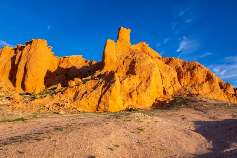 Flaming Cliffs Bayanzag – Höhepunkt jeder Reise in die Mongolei