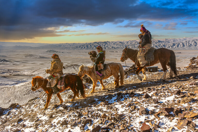 Blogserie – Wenn der Winter ruft: Die Jagdsaison der Adlerjäger in der Mongolei