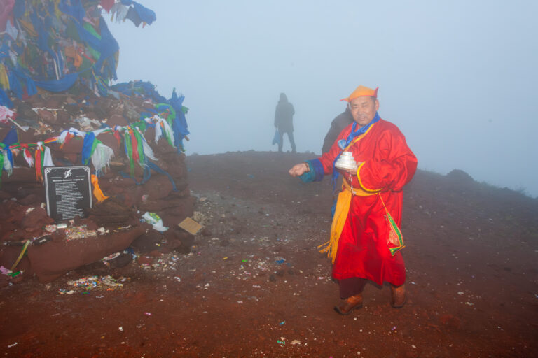 Shiliin Bogd – Vulkanheiligtum auf deiner Mongolei Abenteuerreise